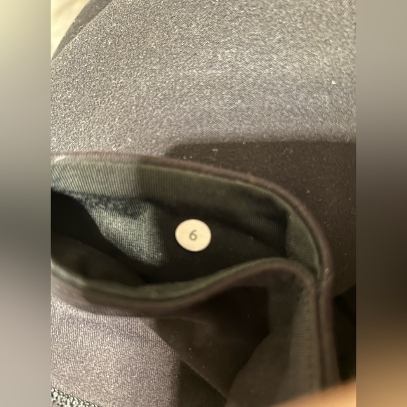 lululemon leggings - Picture 2 of 3